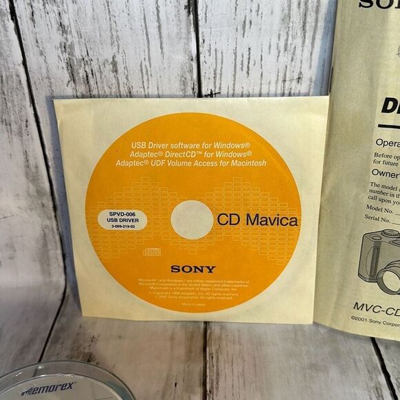 Sony Mavica MVC-CD200 2.1MP 2.5" 3x Optical Zoom Compact Digital Camera PARTS - Picture 7 of 9